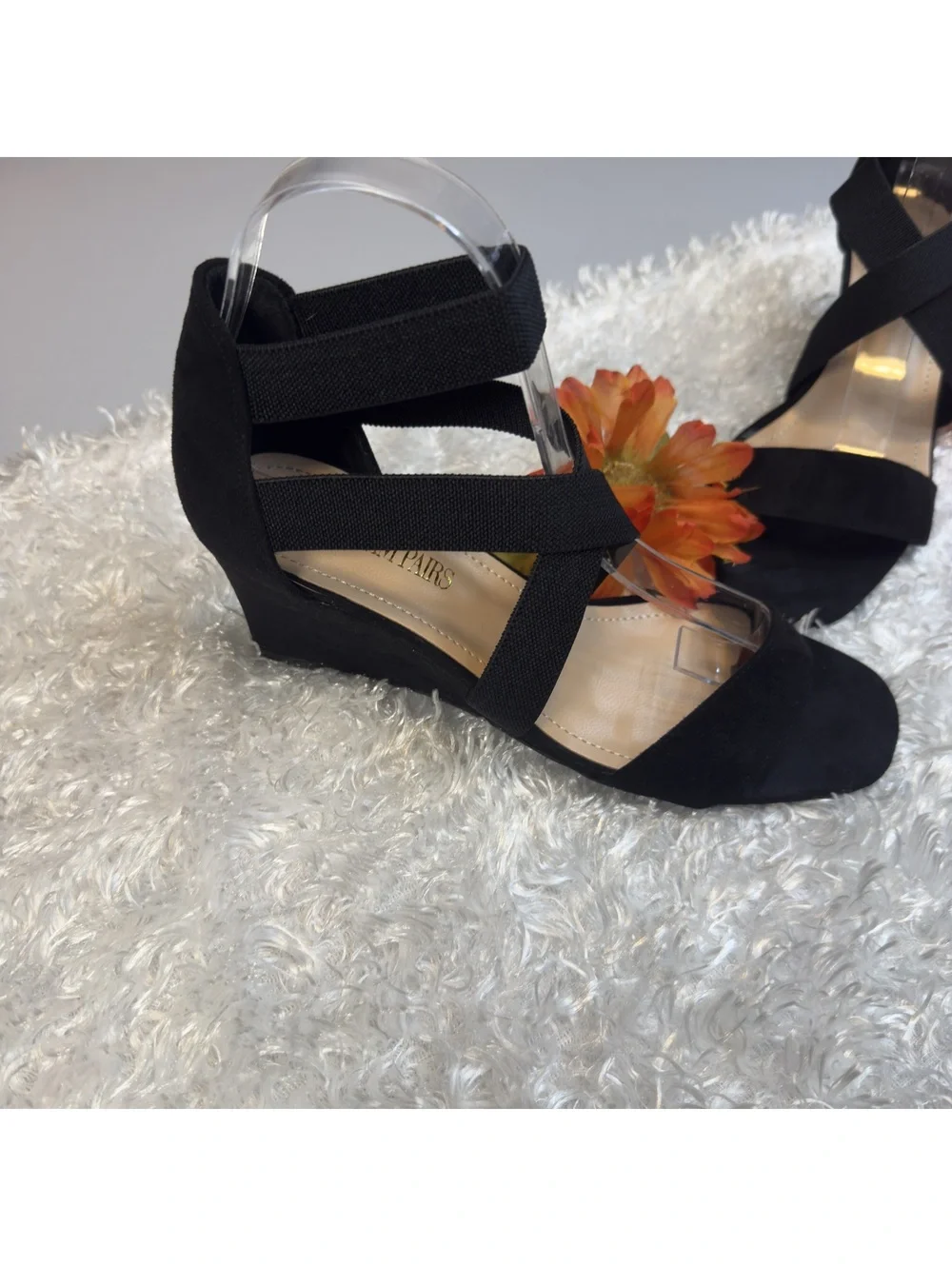 Dream Pairs Black Size 8.5 Wedge Sandals Crisscross Straps